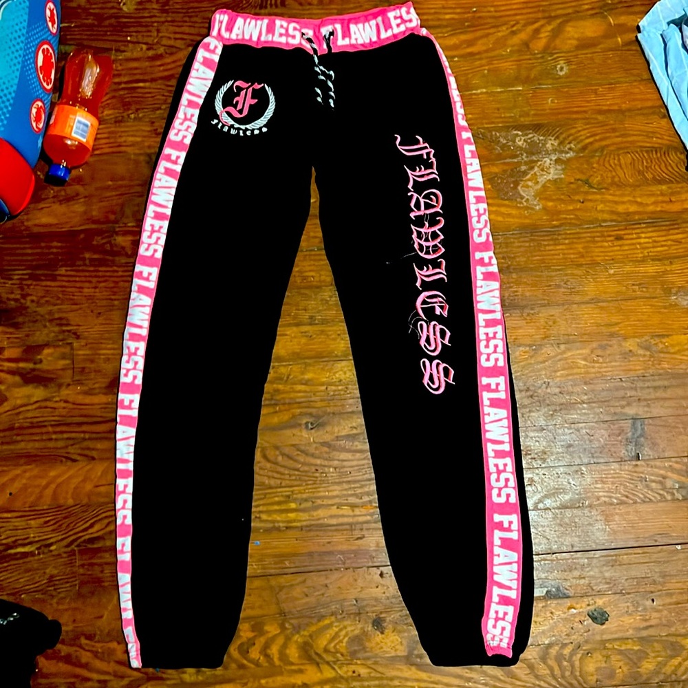Flawless sweatpants